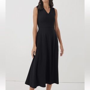 Elegant Black Sleeveless Dress